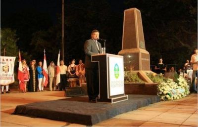 Peppo particip� del acto por el aniversario de Resistencia
