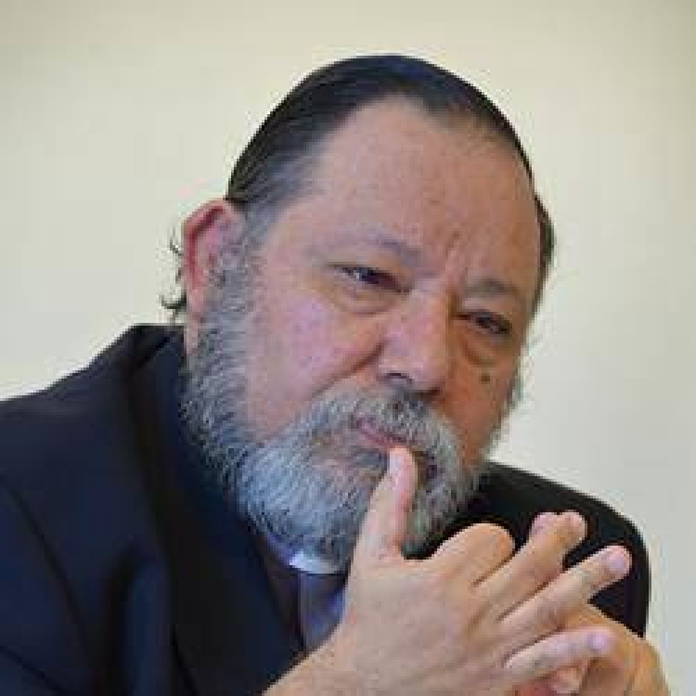 Pbro. Carlos Galli: El Papa es popular porque quiere al pueblo de Dios, no es populista