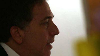 Nicol�s Dujovne: 