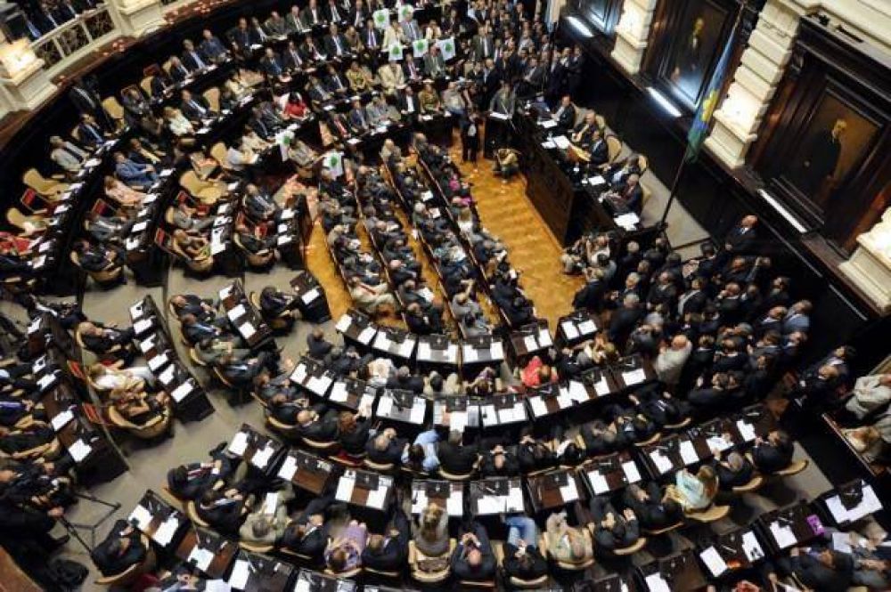 Legislatura Bonaerense: El massismo y el peronismo debern revalidar la mitad de su poder legislativo