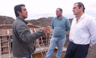 Avanzan las amplias obras hidr�ulicas que abarcan 47 kil�metros de longitud