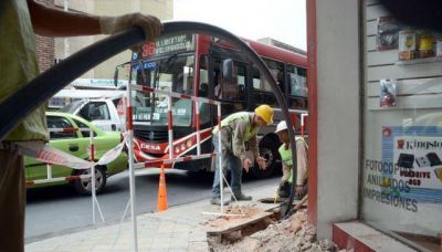 La Municipalidad de C�rdoba cambia cableado del alumbrado p�blico
