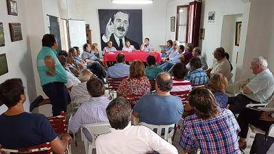 El radicalismo se reuni� en Villaguay y acord� convocar a un Congreso en marzo 