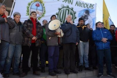 UOM San Nicol�s enviar� delegados a la movilizaci�n contra los despidos