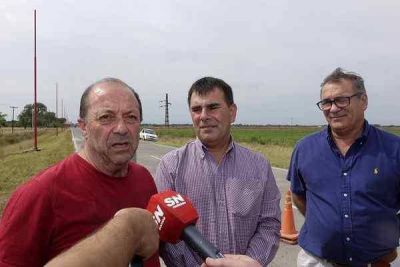 El Intendente recorri� la obra de iluminaci�n de Avenida Chaves