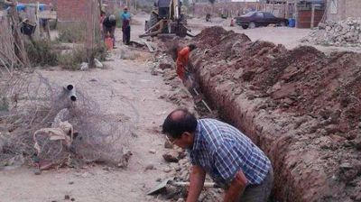 En el Obrero instalan nueva red de agua