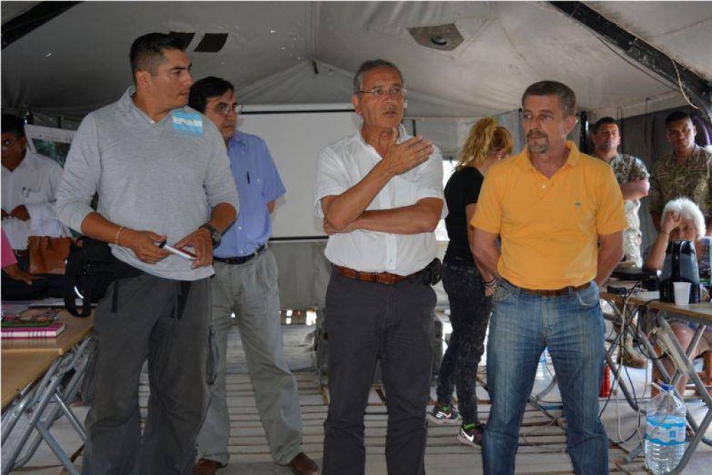 CONTUNDENTE RESPALDO A PRODUCTORES Y COMERCIANTES TRAS EL ALUD	