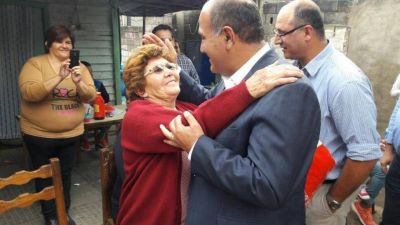 Manzur pide a la Naci�n que se involucre en las paritarias