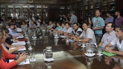Fracas� la paritaria: docentes rechazaron el 18 por ciento que ofreci� Provincia