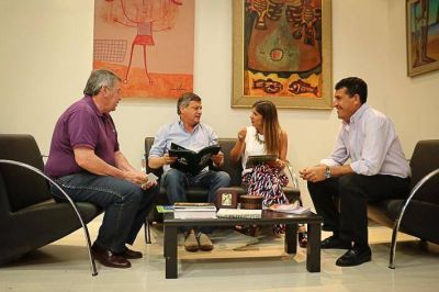 Con el foco en el desarrollo humano, Peppo defini� agenda de los institutos de Turismo, Deporte y Cultura