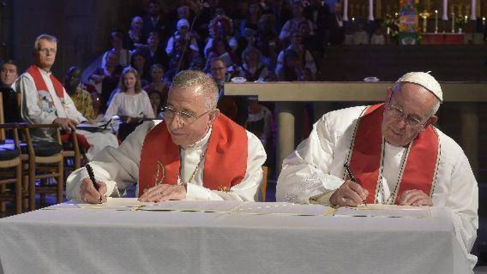 Francisco: 500 a�os de Lutero, hay que ver al pasado sin rencores
