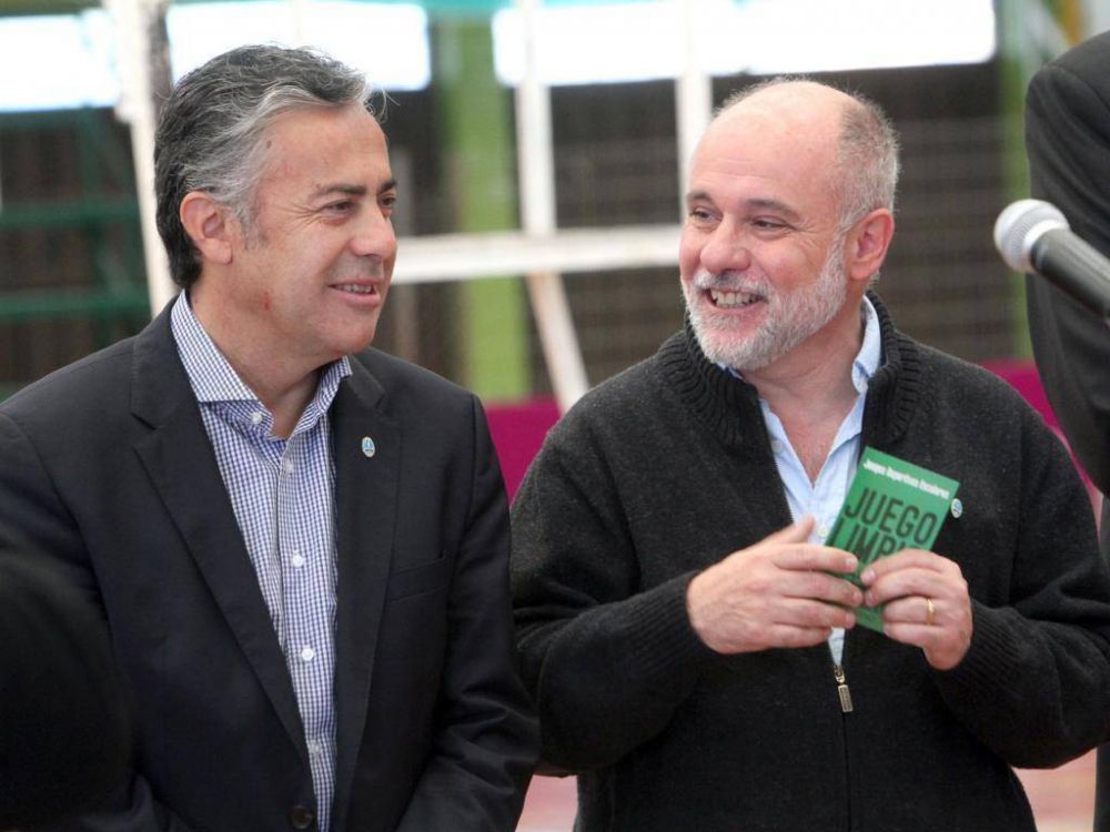 Cornejo defendi� el recorte de subsidios a los colegios privados