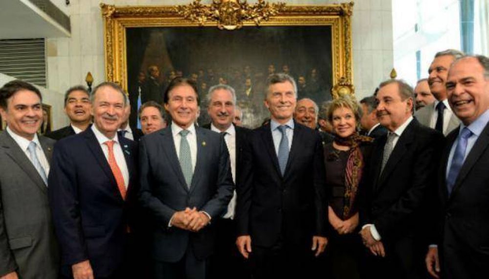 Schiaretti con Macri en Brasil: nada que 