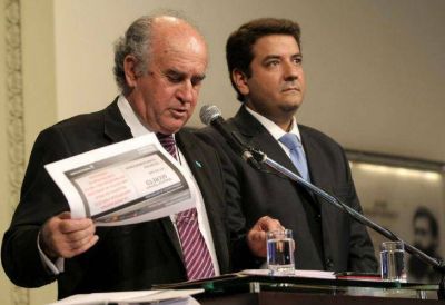 Parrilli le pidi� al exsubjefe de la AFI operar al 