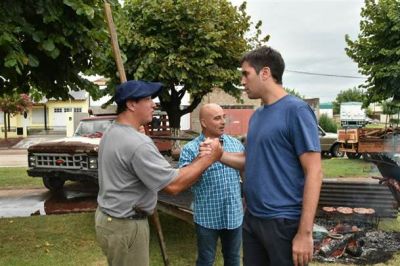 Manuel Mosca visit� instituciones deportivas y culturales