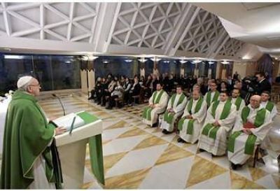 Homil�a del Papa: Dios nos ha dado el ADN de hijos