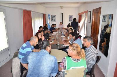 ATE Santa Cruz apoy� el reclamo de los 79 mineros cesanteados