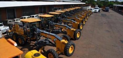 Motoniveladoras: �Modernas herramientas para fortalecer el desarrollo de Misiones�