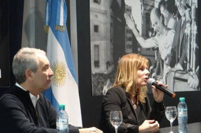 Se empiezan a definir los escenarios: Alak y Saintout se mostrar�n juntos en La Plata