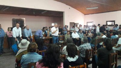 Presentaron plan de viviendas para Volc�n