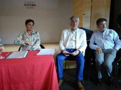 Salud: �Cuando nos pasa algo, tenemos que salir corriendo a Villa Dolores�