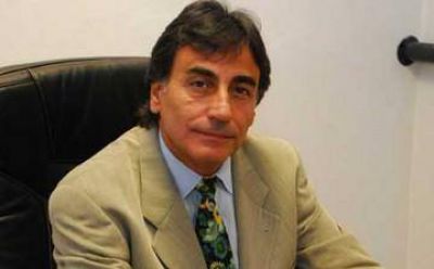  �No podemos tener al frente de la Polic�a un comisario sospechado�