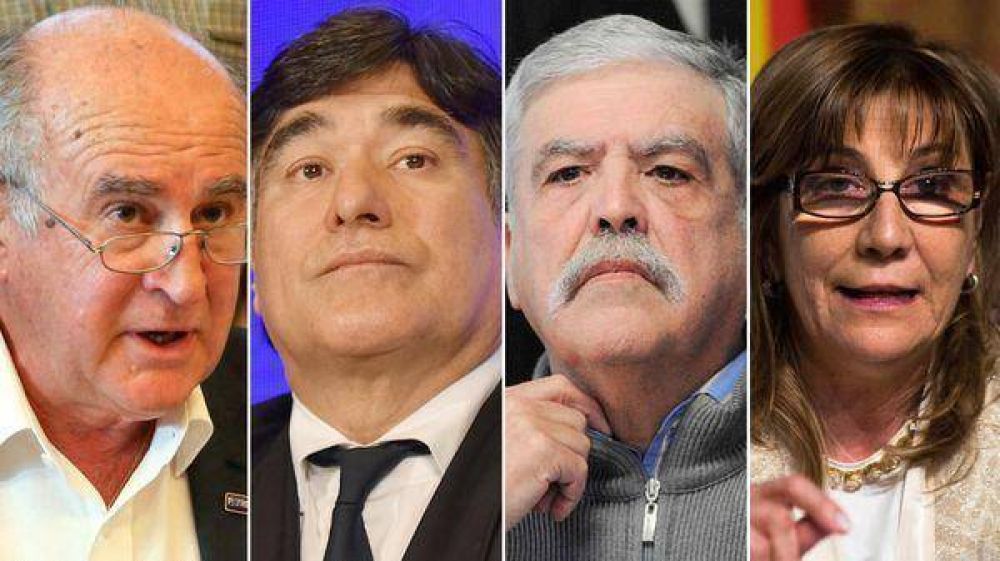 Denuncia de Nisman: imputaron a De Vido, Parrilli, Zannini y Abbona por encubrir el atentado a la AMIA