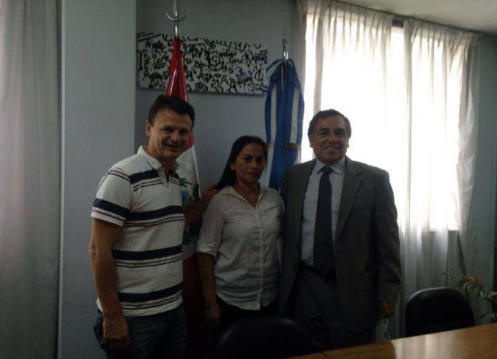 El concejal Bruera se reuni con los cnsules latinoamericanos