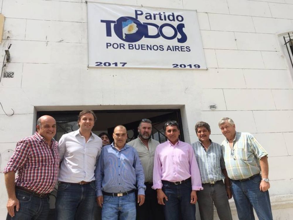 El flamante partido Todos por Buenos Aires conform� la mesa promotora provincial
