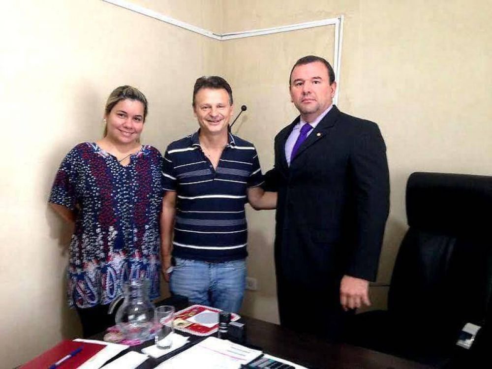 El concejal Bruera se reuni� con los c�nsules latinoamericanos en la ciudad de La Plata