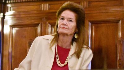 Autorizan a la jueza Highton a seguir en la Corte