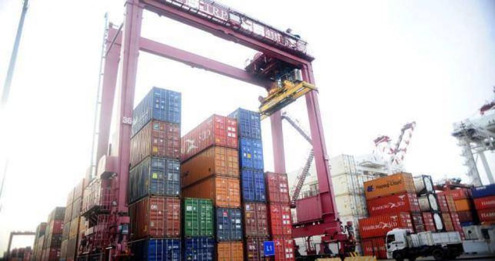Alerta entre los portuarios porque el traspaso del Puerto no garantiza los empleos