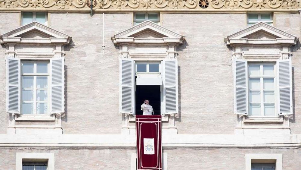 El Papa Francisco conden� los insultos en las redes sociales y el 
