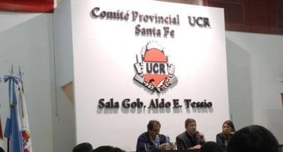 La conducci�n del Comit� Nacional de la UCR se re�ne en Santa Fe
