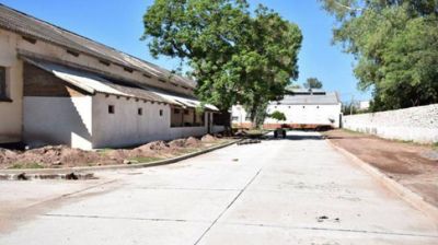 Vialidad Provincial pavimenta calles de Gendarmer�a