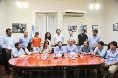 A la espera del congreso del PJ, el FPV de Diputados se re�ne con la unidad en el horizonte