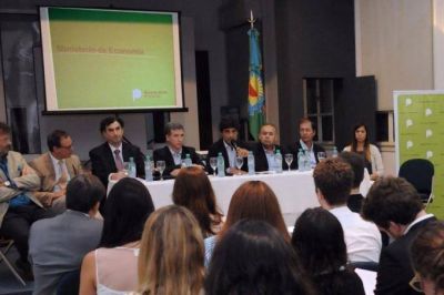 Lacunza se reuni� con representantes del BID e hizo foco sobre la necesidad de obras de infraestructura