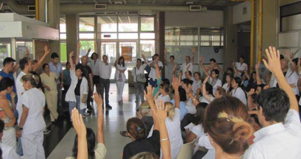 M�s protestas en los hospitales bonaerenses