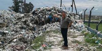 Afirman regularizar�n la situaci�n de personas que trabajan informalmente en el vaciadero
