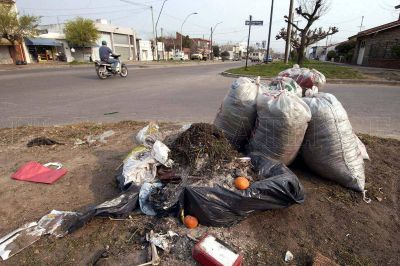 Camioneros en �alerta� por el estado del basural: peligra la recolecci�n