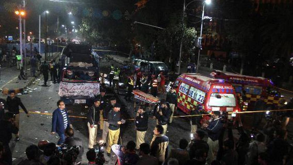 Masacre en Paquist�n; la oraci�n de los cristianos en Lahore