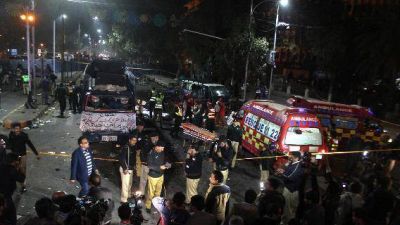 Masacre en Paquist�n; la oraci�n de los cristianos en Lahore