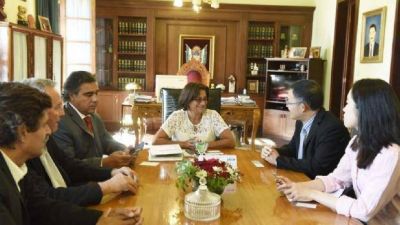 Luc�a Corpacci se reuni� con el consejero econ�mico de China