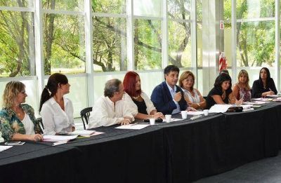 Jorge Macri: �Estamos trabajando para mejorar la Educaci�n P�blica�