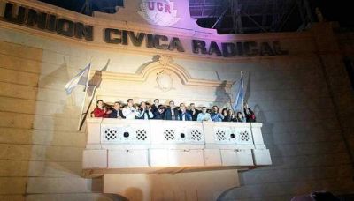 Radicales convocan a un debate en C�rdoba para 