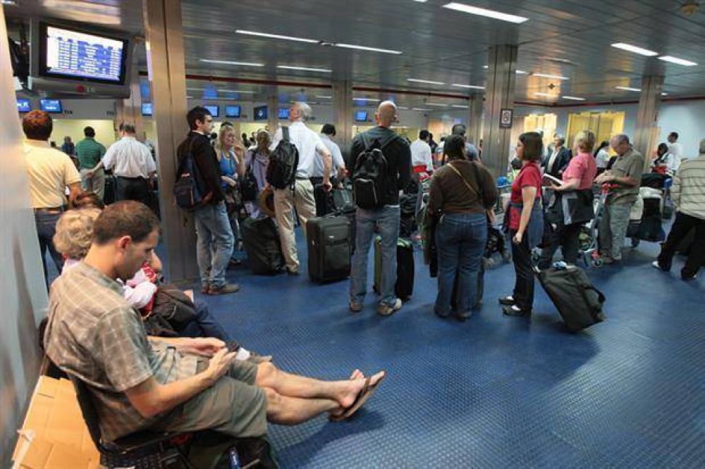 Cambio en los controles de equipaje a los argentinos que regresan del exterior: cmo fue la vuelta del 