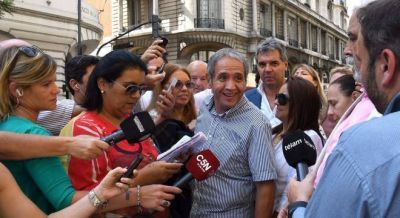 Brito se meti� en la negociaci�n con los bancarios y levantaron el paro