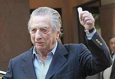 La firma de Franco Macri pidi� $2300 millones m�s por el Correo
