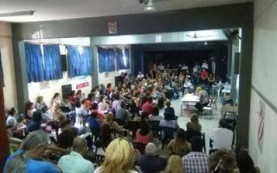 Impulsan un paro de 72 horas y peligra el inicio de clases en la Provincia