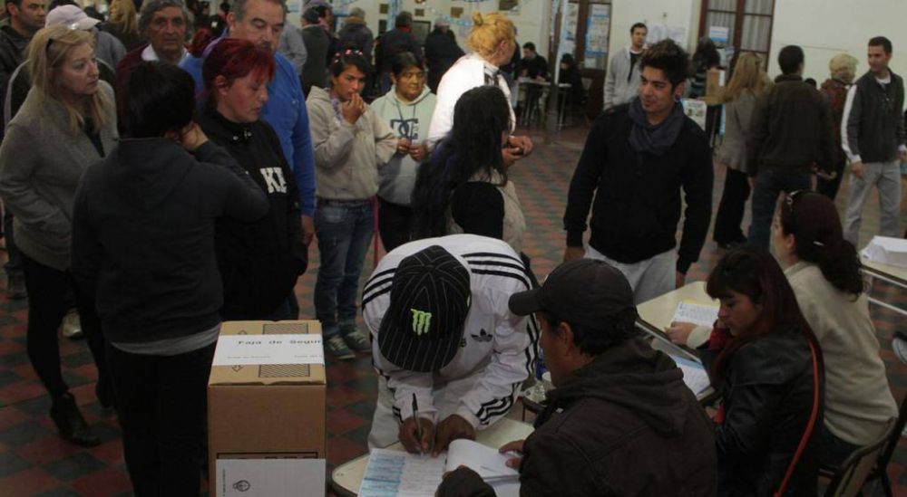 Cambiemos reactiva el planteo para que haya Paso en C�rdoba